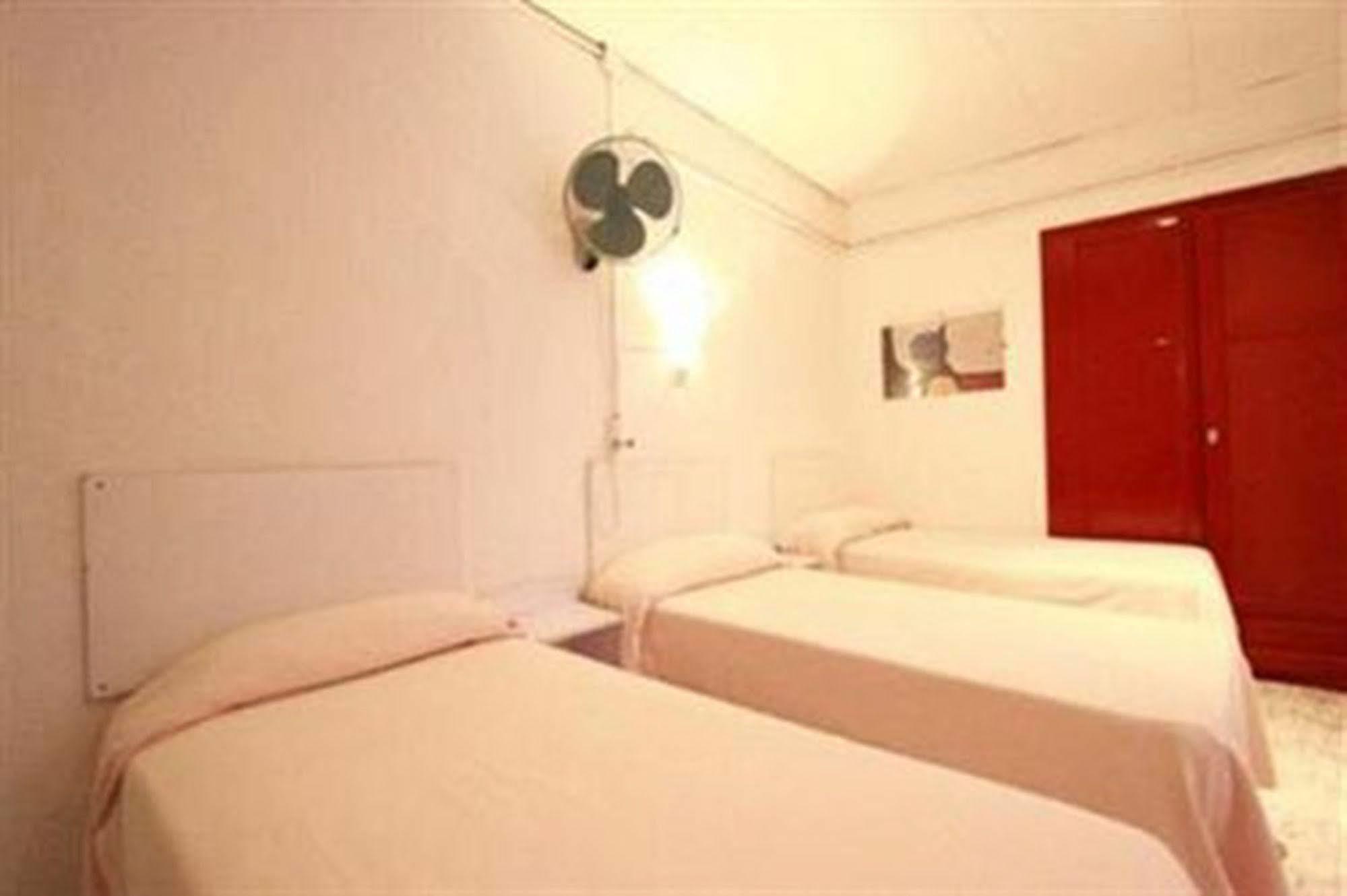 Hotel Palermo Barcelona Luaran gambar